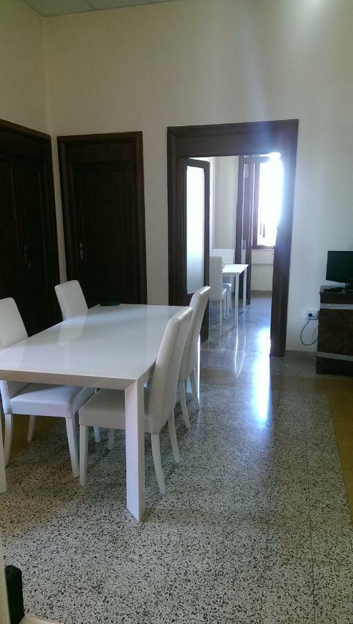 Palazzo Don Ruggiero Hotel San Ferdinando di Puglia Buitenkant foto