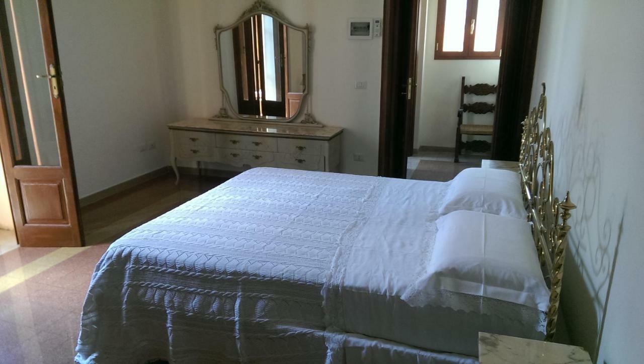 Palazzo Don Ruggiero Hotel San Ferdinando di Puglia Buitenkant foto